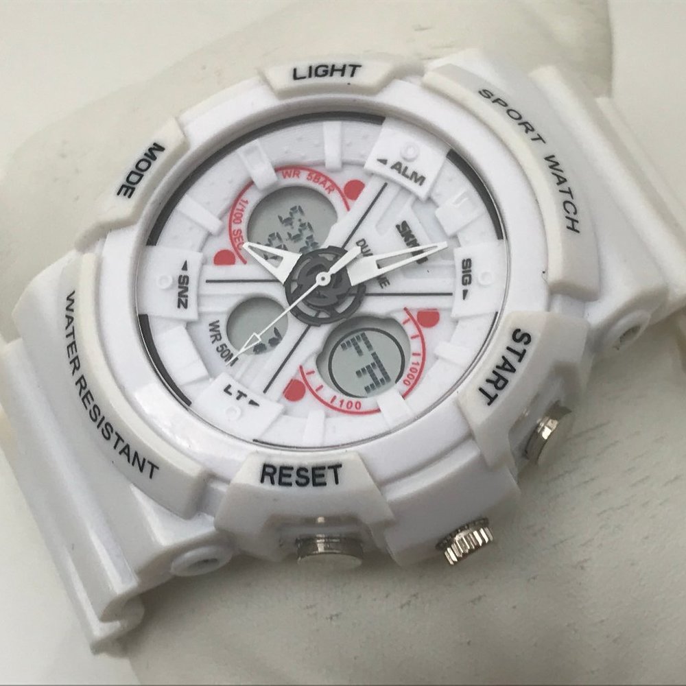 SKMEI Men Watch Dual Time White Sport Multi Functi - Picture 1 of 11